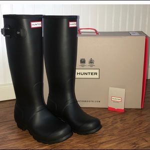 Hunter Tall Black Boots Sz 7